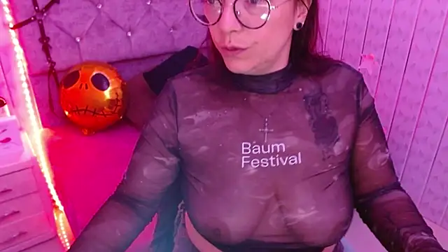 Susanahotsexxx online show from October 27, 9:19 pm