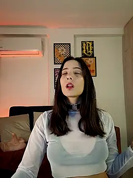 Snapshot of mishelkrave_ chatting on October 18, 1:08 am mishelkrave  online show from October 18, 1:08 am