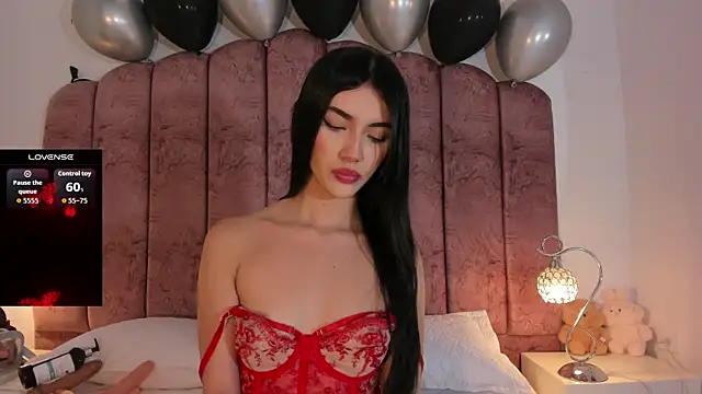 Snapshot of ValeskaZuev1 chatting on October 1, 7:42 pm ValeskaZuev1 online show from October 1, 7:42 pm