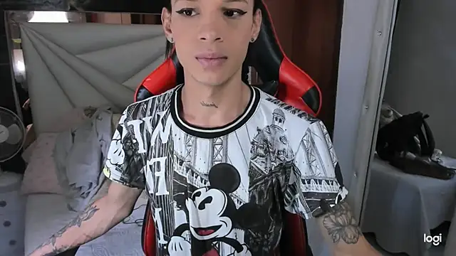 sara slut21 online show from December 11, 1:39 pm