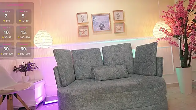 LoonaNyx online show from September 18, 11:34 am