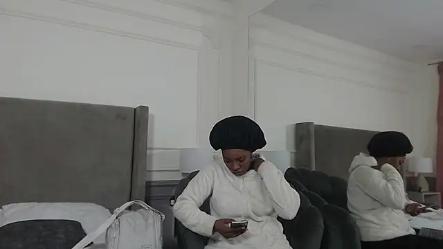 NatashaSilver online show from November 20, 1:00 pm