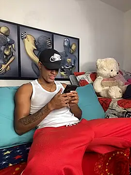 Snapshot of Nick_Jackson_ chatting on February 24, 5:16 am Nick Jackson online show from February 24, 5:16 am