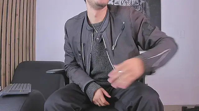 DimitriDeluxe online show from October 3, 8:17 pm