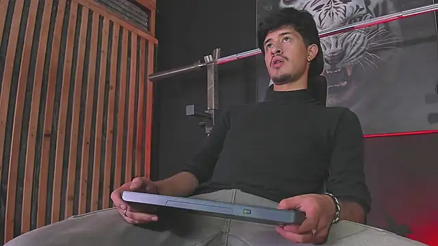 DimitriDeluxe online show from November 13, 8:08 pm