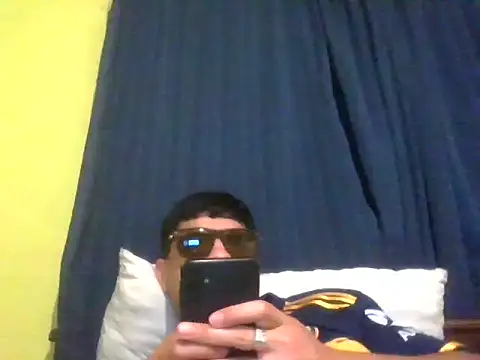 juanfritaa21 online show from September 13, 2:44 am