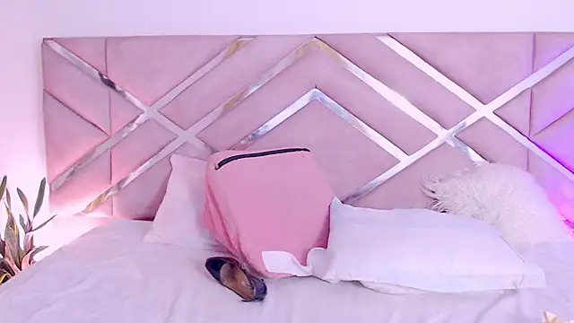 sofia 07 online show from February 12, 10:38 pm