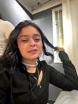 Emily Rivers  online show from November 13, 2:27 pm