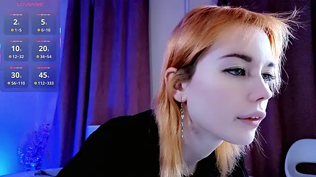 Snapshot of Kiara_Dream chatting on February 8, 9:51 pm Kiara Dream online show from February 8, 9:51 pm