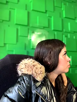 Linda LS online show from November 11, 1:55 pm