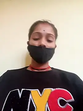Snapshot of Basanti_143 chatting on September 18, 8:16 am Basanti 143 online show from September 18, 8:16 am