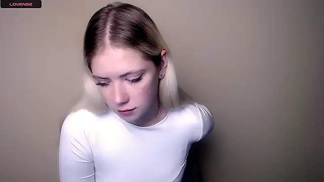 AliceHotty  online show from September 11, 6:13 am