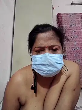 Snapshot of mature_mimi chatting on April 5, 6:05 pm mature mimi online show from April 5, 6:05 pm