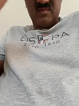 moonflower25 online show from September 9, 8:14 am