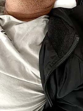 Snapshot of moonflower25 chatting on January 9, 1:08 am moonflower25 online show from January 9, 1:08 am