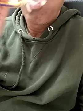 Snapshot of moonflower25 chatting on January 18, 3:32 am moonflower25 online show from January 18, 3:32 am