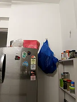 Snapshot of moonflower25 chatting on February 3, 1:27 pm moonflower25 online show from February 3, 1:27 pm