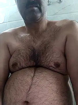 Snapshot of moonflower25 chatting on March 1, 3:30 am moonflower25 online show from March 1, 3:30 am