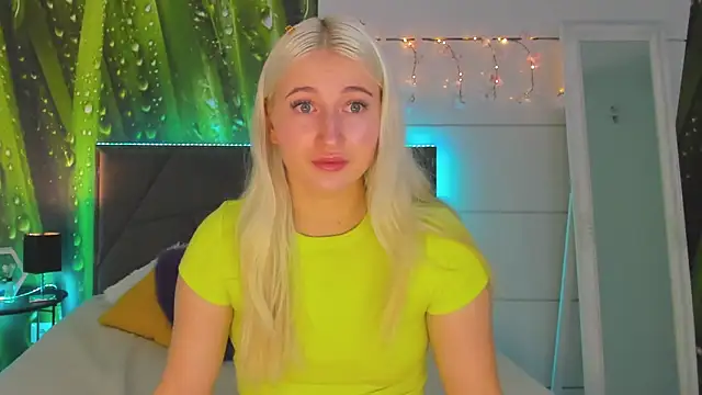 HollyTailors online show from November 6, 6:14 am