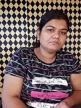 Snapshot of Meenu_tiwari chatting on September 21, 9:00 am Meenu tiwari online show from September 21, 9:00 am