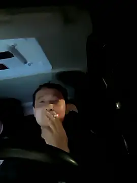 huanhuanaaaaa online show from January 16, 4:00 pm