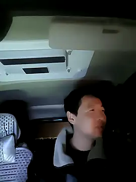 huanhuanaaaaa online show from February 3, 12:32 pm