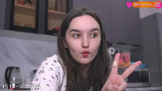 Mirarune online show from February 26, 2:27 pm