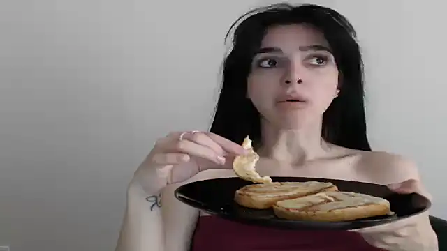 gglingeriee online show from April 9, 9:15 am