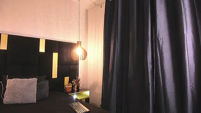 Lucio  Fox online show from February 10, 11:36 am