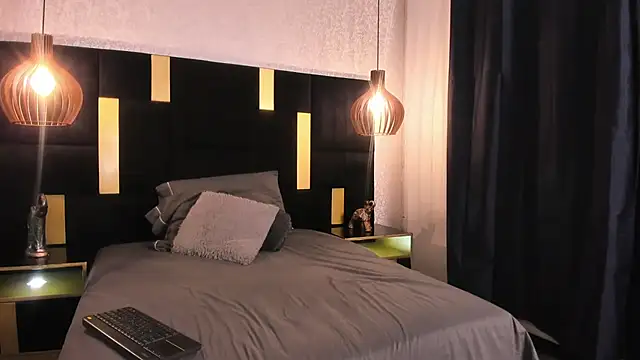 Lucio  Fox online show from April 15, 11:50 am