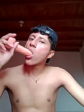 Snapshot of _Leohot_ chatting on October 20, 3:01 pm Leohot online show from October 20, 3:01 pm