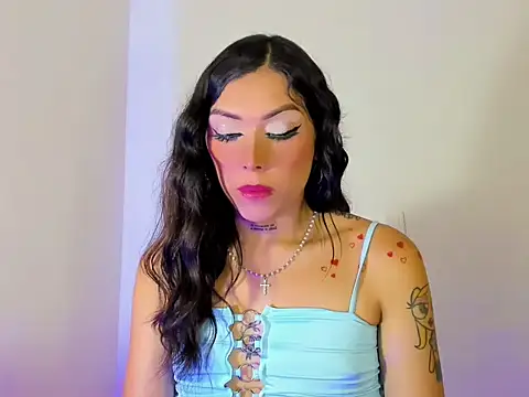 Snapshot of Megan_Gil_ chatting on September 21, 3:52 am Megan Gil online show from September 21, 3:52 am