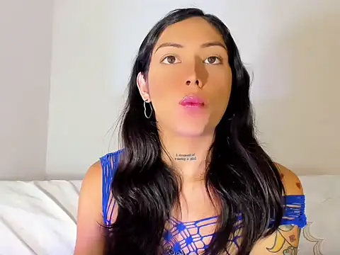 Snapshot of Megan_Gil_ chatting on October 18, 1:45 pm Megan Gil online show from October 18, 1:45 pm