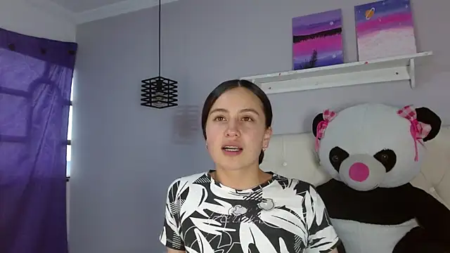 Zaaida  online show from November 6, 1:34 pm