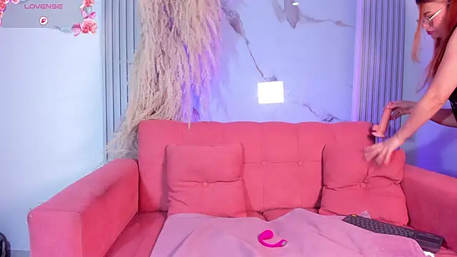 ivonyMiller online show from November 10, 9:14 pm