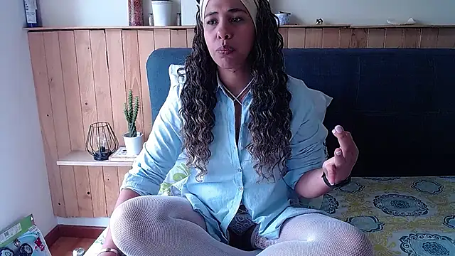 Snapshot of IVONNE_COLLINS33 chatting on September 20, 1:34 pm IVONNE COLLINS33 online show from September 20, 1:34 pm