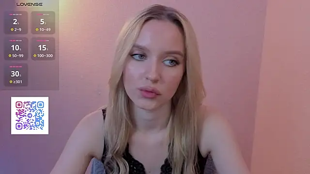 Snapshot of PickmeBabby chatting on November 18, 8:13 pm PickmeBabby online show from November 18, 8:13 pm