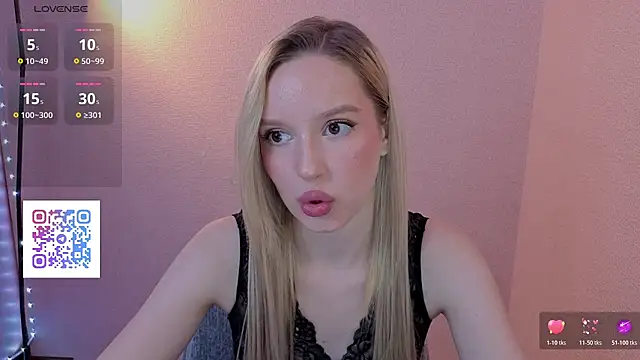 Snapshot of PickmeBabby chatting on December 14, 7:29 pm PickmeBabby online show from December 14, 7:29 pm