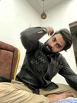 hottestboy03 online show from January 17, 7:13 am