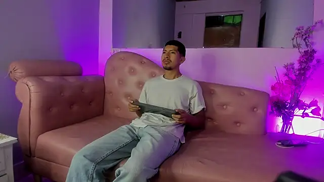 Snapshot of AxelAndJeremy chatting on September 26, 2:48 am AxelAndJeremy online show from September 26, 2:48 am