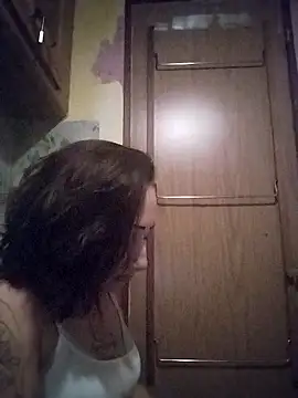 Snapshot of Dirtywhitebitch5150 chatting on September 25, 11:47 am Dirtywhitebitch5150 online show from September 25, 11:47 am