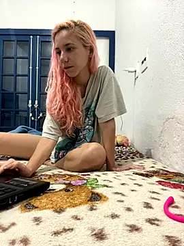 Snapshot of Bruna551 chatting on September 13, 4:01 am Bruna551 online show from September 13, 4:01 am