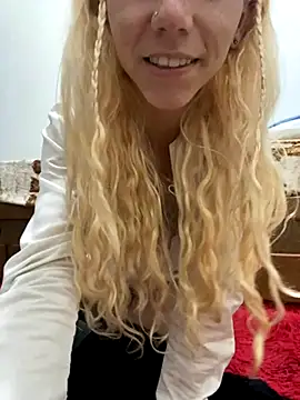 Snapshot of Bruna551 chatting on November 7, 3:06 am Bruna551 online show from November 7, 3:06 am