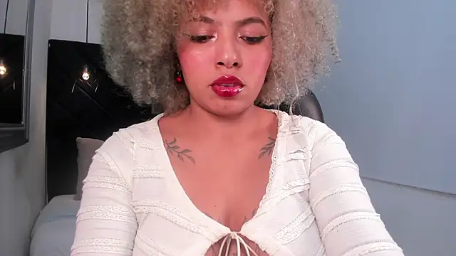 momo ayasse online show from February 16, 3:24 am