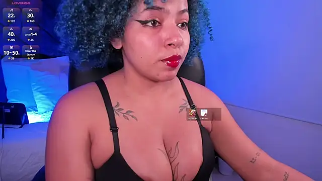 Snapshot of momo_ayasse chatting on June 18, 5:19 am momo ayasse online show from June 18, 5:19 am