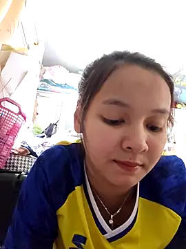 Natural Asian Girl online show from February 19, 6:20 am