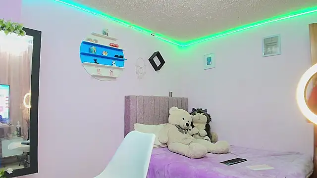 MiSofialeal online show from November 24, 5:56 pm