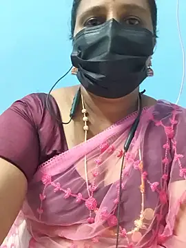 Snapshot of Tamil_Sweety chatting on July 14, 8:03 pm Tamil Sweety online show from July 14, 8:03 pm
