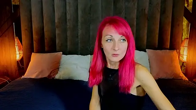 BrandyBloom online show from September 27, 7:30 pm