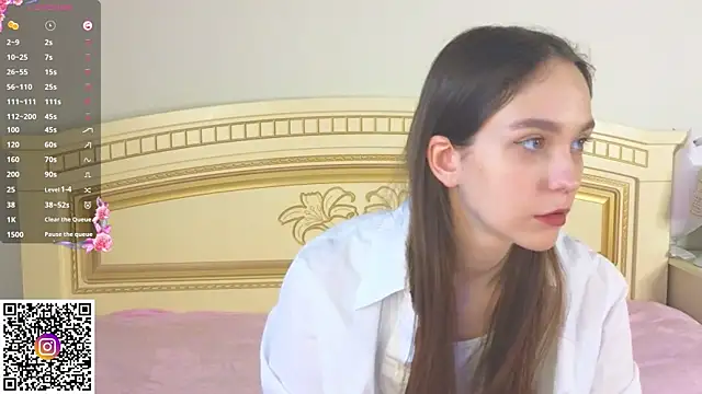 SoftieDream online show from December 5, 6:22 am